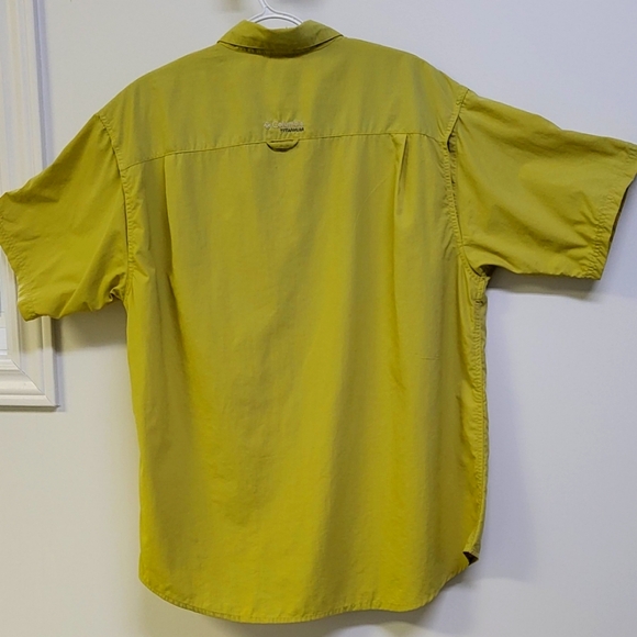 COLUMBIA TITANIUM OMNI-DRY GREEN OLIVE, SHORT SLEEVES, CASUAL MENS SHIRT,  LARGE - Picture 6 of 13